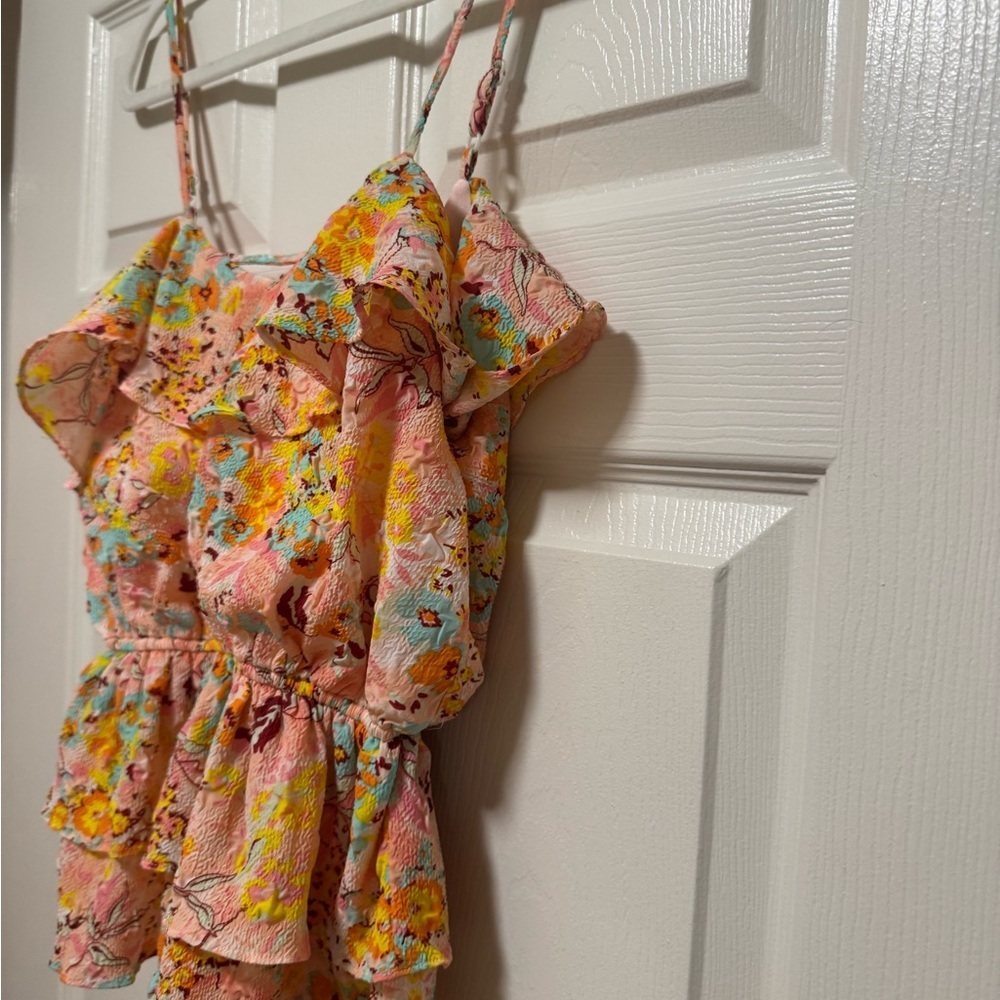 Floral Ruffle Sleeveless Top - Picture 5 of 8